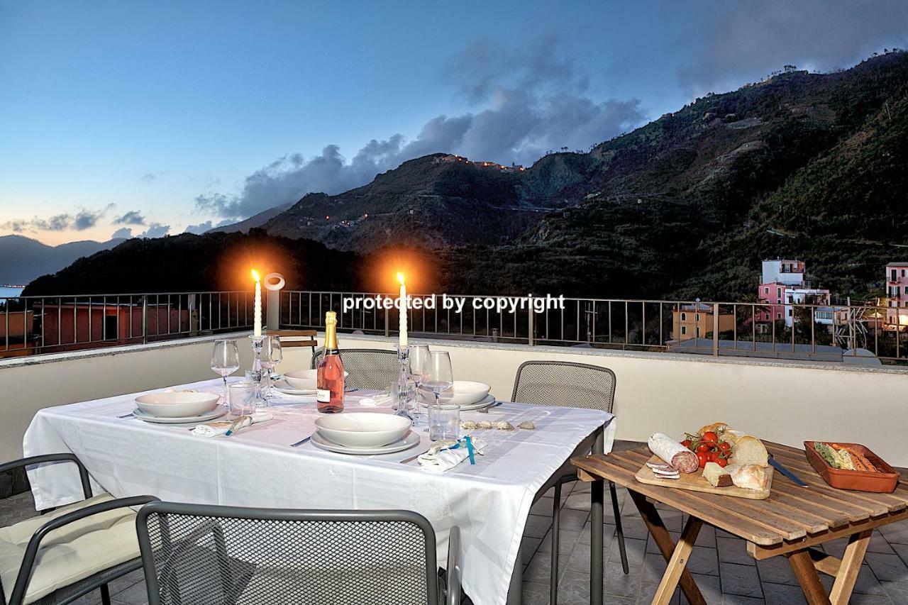 Luxury Penthouse Sea View Villa กอร์นิญา ภายนอก รูปภาพ
